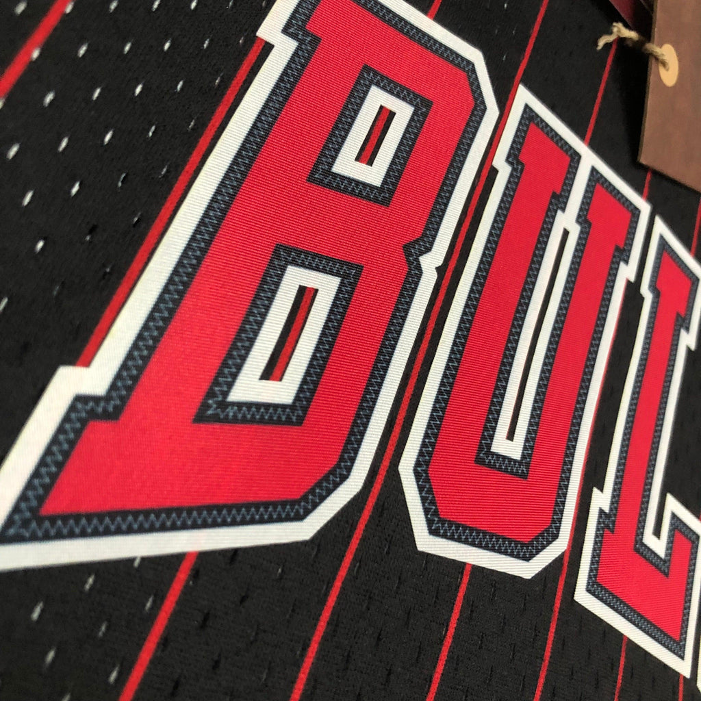 Jersey Swingman Chicago Bulls Mitchell & Ness Hardwood Classics 1995/96 Black/Red