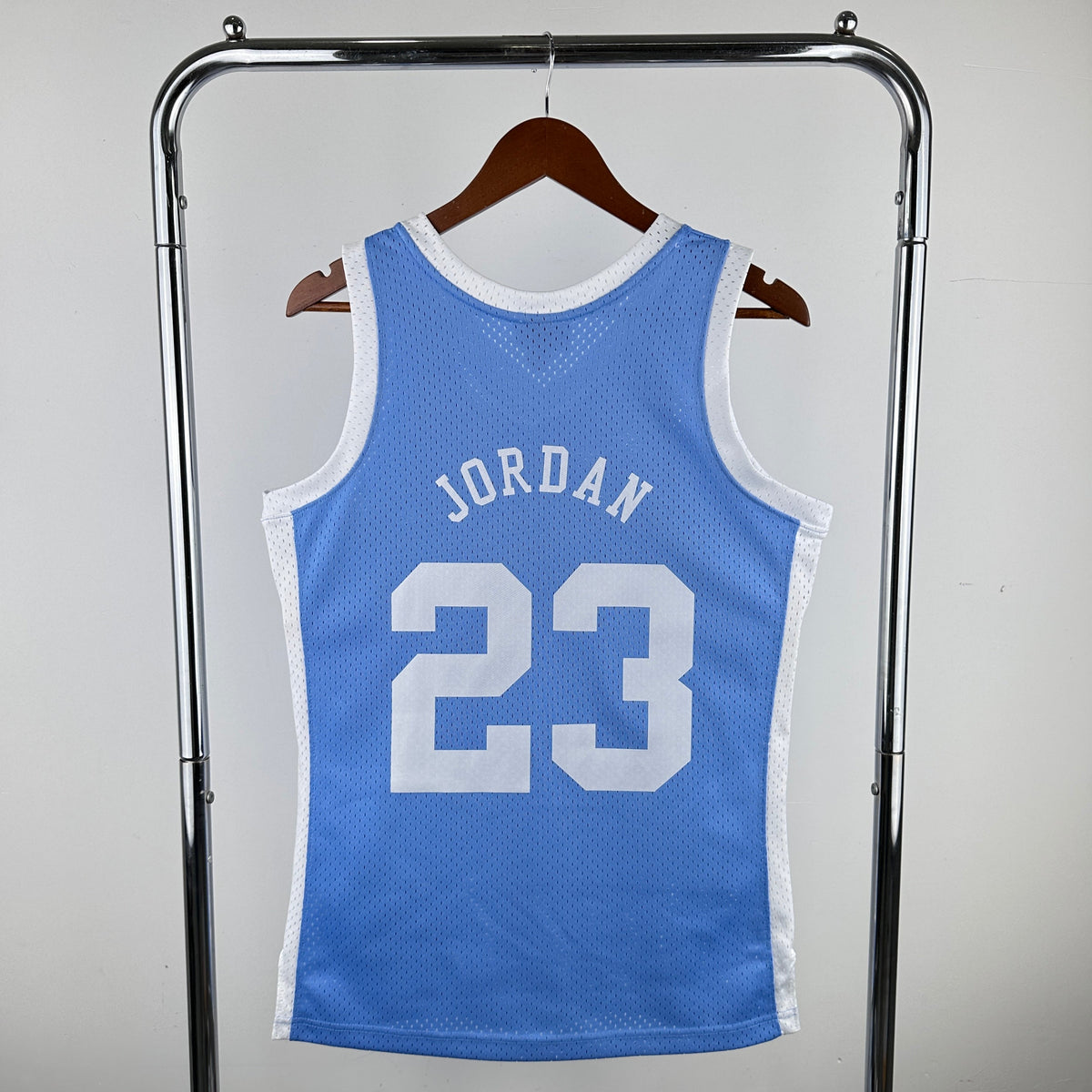 Jersey Swingman Michael Jordan University Of North Carolina Mitchell & Ness Hardwood Classics 1983
